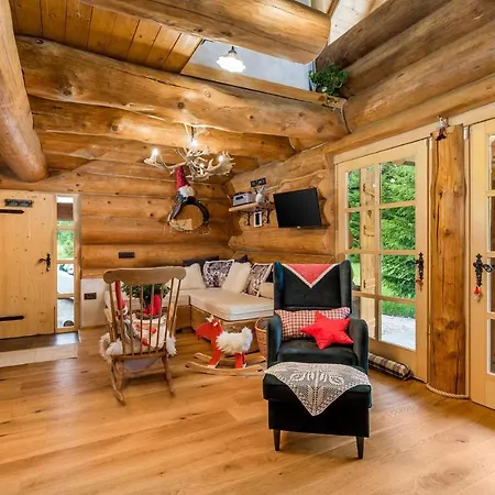 Amazing Home In Hlevci With Jacuzzi, Sauna And 2 Bedrooms * Hlevci