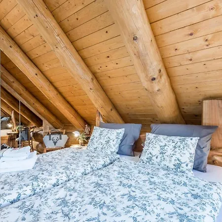 Holiday home Amazing Home In Hlevci With Jacuzzi, Sauna And 2 Bedrooms *