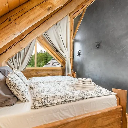 Holiday home Amazing Home In Hlevci With Jacuzzi, Sauna And 2 Bedrooms *